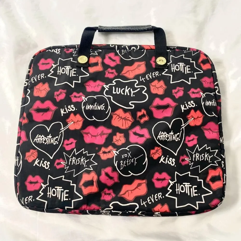 Betseyville by Betsey Johnson padded laptop bag Red Pink Kiss Lips 15x12.5